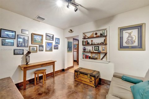Propiedad comercial en venta en Oakland Park, Florida, 126.35 m2 № 2189074 - foto 29