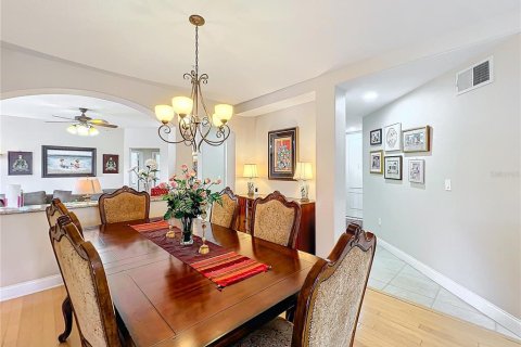 Copropriété à vendre à Altamonte Springs, Floride: 4 chambres, 212.56 m2 № 1570890 - photo 11