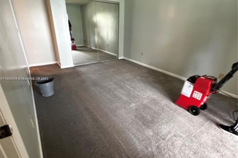 Condominio en venta en Homestead, Florida, 2 dormitorios, 80.17 m2 № 1960648 - foto 14