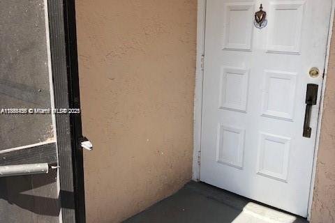 Condominio en venta en Homestead, Florida, 2 dormitorios, 80.17 m2 № 1960648 - foto 1