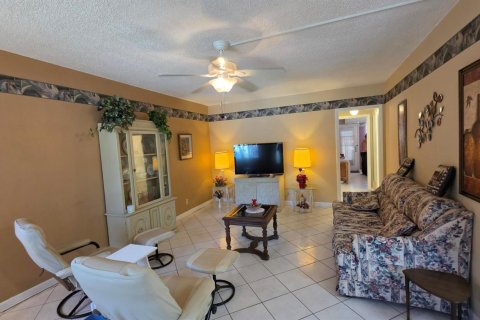 Copropriété à vendre à Hallandale Beach, Floride: 2 chambres, 78.78 m2 № 2146939 - photo 5