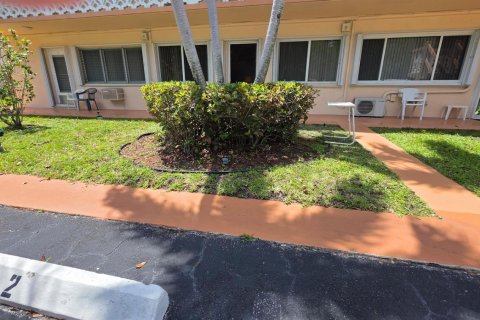 Copropriété à vendre à Hallandale Beach, Floride: 2 chambres, 78.78 m2 № 2146939 - photo 4