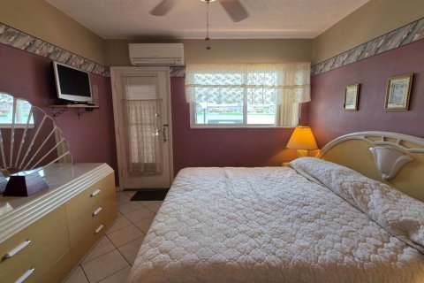 Copropriété à vendre à Hallandale Beach, Floride: 2 chambres, 78.78 m2 № 2146939 - photo 17