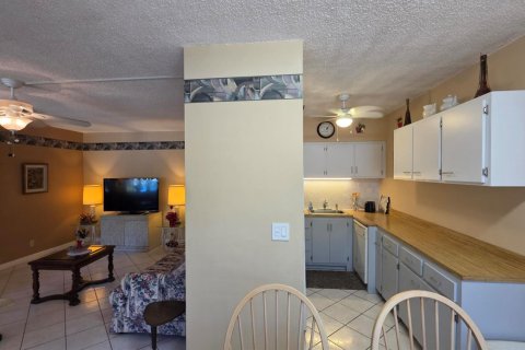 Copropriété à vendre à Hallandale Beach, Floride: 2 chambres, 78.78 m2 № 2146939 - photo 9