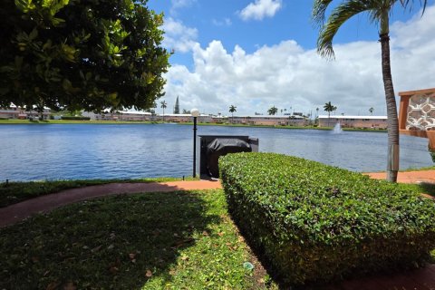Copropriété à vendre à Hallandale Beach, Floride: 2 chambres, 78.78 m2 № 2146939 - photo 26