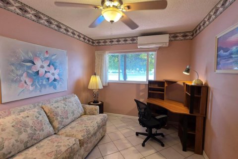 Copropriété à vendre à Hallandale Beach, Floride: 2 chambres, 78.78 m2 № 2146939 - photo 22