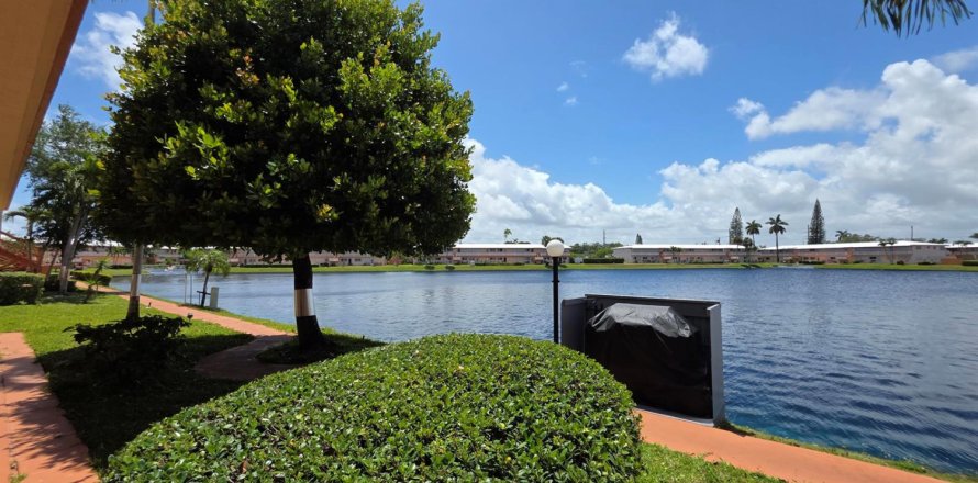 Condo à Hallandale Beach, Floride, 2 chambres № 2146939