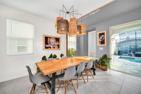 Adosado en venta en Kissimmee, Florida, 6 dormitorios, 213.12 m2 № 2266812 - foto 15