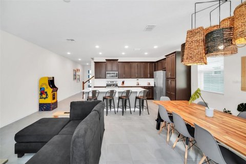 Adosado en venta en Kissimmee, Florida, 6 dormitorios, 213.12 m2 № 2266812 - foto 20