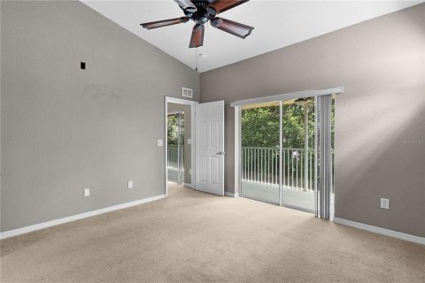 Condo in Oxford, Florida, 2 bedrooms  № 1866248 - photo 15
