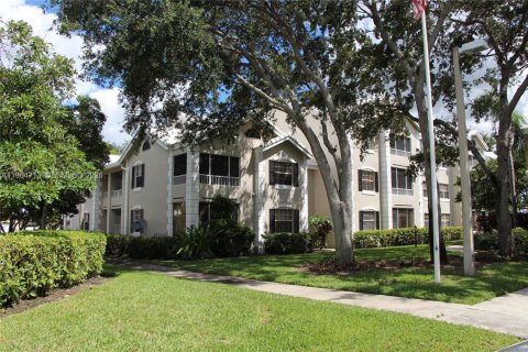 Condominio en alquiler en Oakland Park, Florida, 1 dormitorio, 78.41 m2 № 2026060 - foto 3
