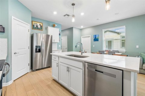 Touwnhouse à vendre à Tampa, Floride: 3 chambres, 174.66 m2 № 2222679 - photo 10