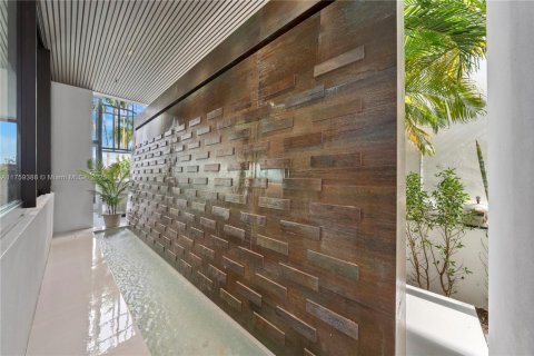 Villa ou maison à louer à Miami Beach, Floride: 5 chambres, 472.69 m2 № 1787261 - photo 16