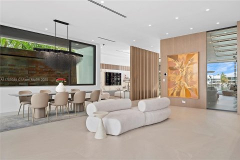 Villa ou maison à louer à Miami Beach, Floride: 5 chambres, 472.69 m2 № 1787261 - photo 22