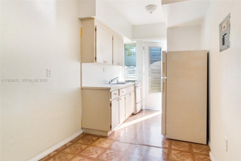 Apartment in Miami Beach, Florida 1 bedroom, 46.45 sq.m. № 1990734 - photo 6