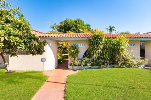 Apartment in Miami Beach, Florida 1 bedroom, 46.45 sq.m. № 1990734 - photo 12