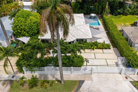 Купить виллу или дом в Майами, Флорида 3 спальни, 173.54м2, № 1996022 - фото 17
