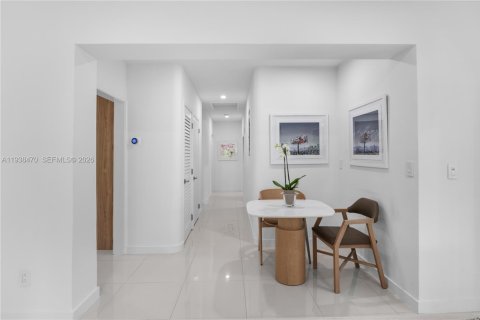 Купить виллу или дом в Майами, Флорида 3 спальни, 173.54м2, № 1996022 - фото 8