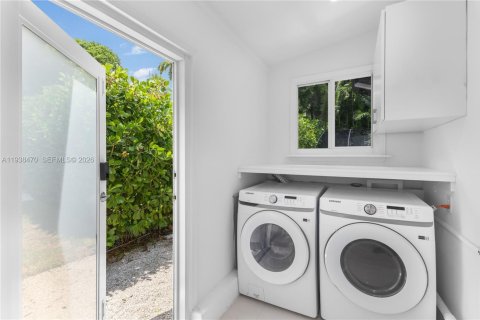 Купить виллу или дом в Майами, Флорида 3 спальни, 173.54м2, № 1996022 - фото 15