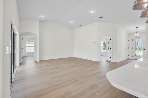 Casa en venta en Palm Coast, Florida, 3 dormitorios, 185.06 m2 № 1276893 - foto 6