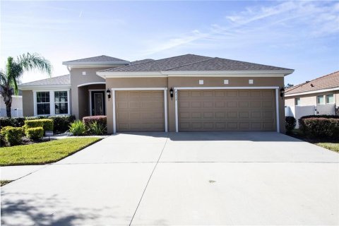 House in Valrico, Florida 3 bedrooms, 203.73 sq.m. № 1527338 - photo 1
