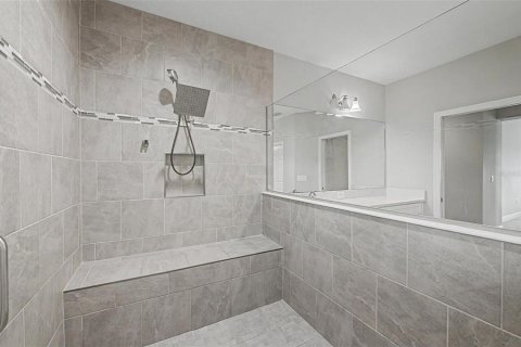 Villa ou maison à vendre à Land O' Lakes, Floride: 6 chambres, 326.83 m2 № 2348118 - photo 22
