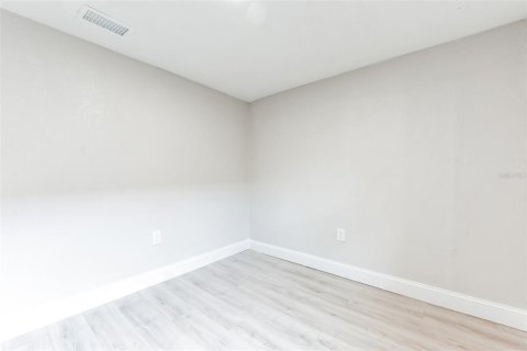 Casa en venta en Saint Petersburg, Florida, 4 dormitorios, 137.59 m2 № 1846528 - foto 23