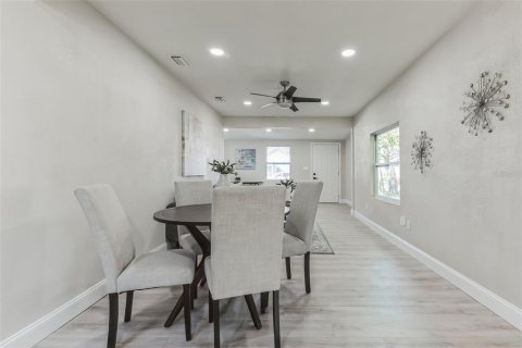 Villa ou maison à vendre à Saint Petersburg, Floride: 4 chambres, 137.59 m2 № 1846528 - photo 4