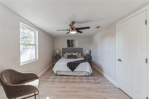 Casa en venta en Saint Petersburg, Florida, 4 dormitorios, 137.59 m2 № 1846528 - foto 18