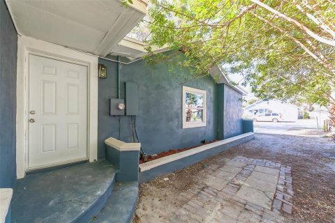 Casa en venta en Saint Petersburg, Florida, 4 dormitorios, 137.59 m2 № 1846528 - foto 2