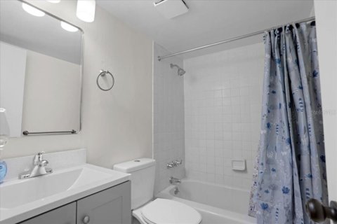 Condominio en alquiler en Gainesville, Florida, 2 dormitorios, 70.14 m2 № 1838029 - foto 16