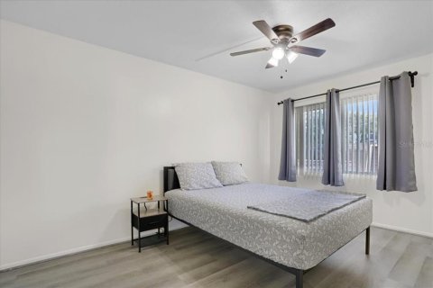 Condominio en alquiler en Gainesville, Florida, 2 dormitorios, 70.14 m2 № 1838029 - foto 13