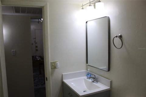 Condominio en alquiler en Gainesville, Florida, 2 dormitorios, 70.14 m2 № 1838029 - foto 17