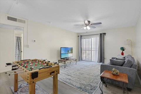 Condominio en alquiler en Gainesville, Florida, 2 dormitorios, 70.14 m2 № 1838029 - foto 3