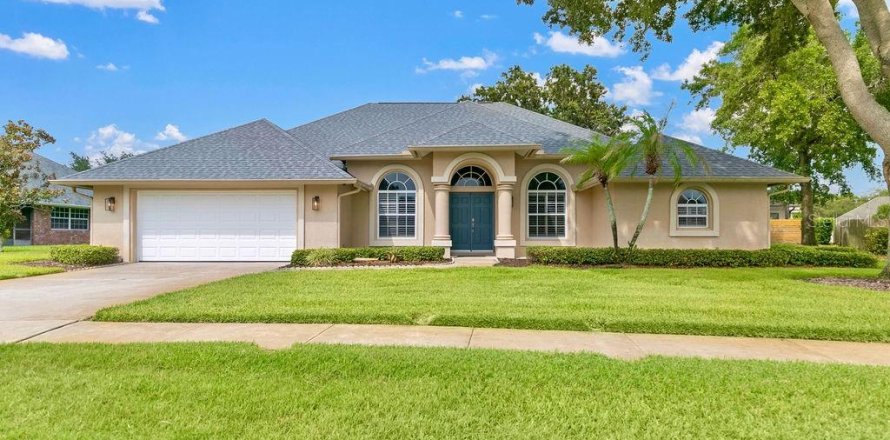 Casa en Titusville, Florida 4 dormitorios, 206.71 m2 № 2266912