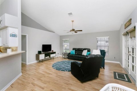 Casa en venta en Titusville, Florida, 4 dormitorios, 206.71 m2 № 2266912 - foto 20