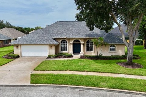 Casa en venta en Titusville, Florida, 4 dormitorios, 206.71 m2 № 2266912 - foto 3