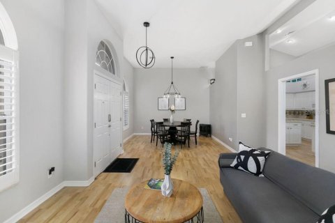 Casa en venta en Titusville, Florida, 4 dormitorios, 206.71 m2 № 2266912 - foto 10