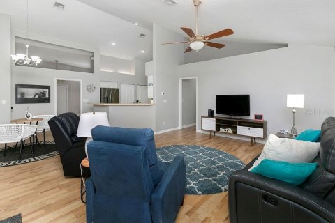 Casa en venta en Titusville, Florida, 4 dormitorios, 206.71 m2 № 2266912 - foto 24