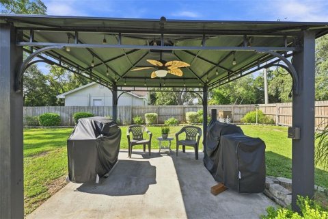 House in Tampa, Florida 3 bedrooms, 108.51 sq.m. № 2306441 - photo 29