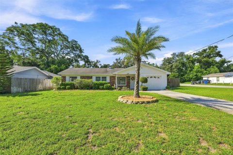 Villa ou maison à Tampa, Floride 3 chambres, 108.51 m2 № 2306441