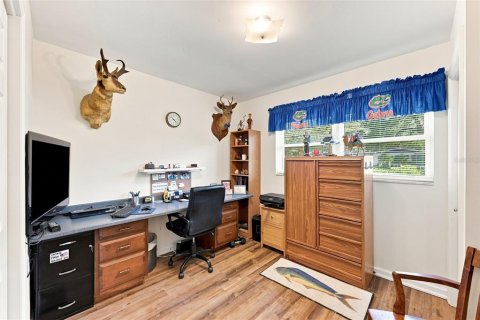 House in Tampa, Florida 3 bedrooms, 108.51 sq.m. № 2306441 - photo 24