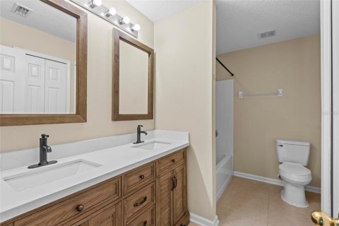House in Palm Coast, Florida 3 bedrooms, 149.67 sq.m. № 1788298 - photo 25