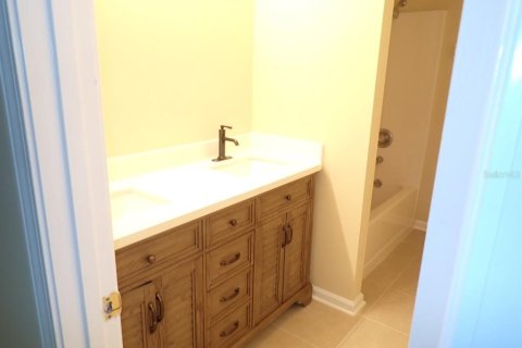 House in Palm Coast, Florida 3 bedrooms, 149.67 sq.m. № 1788298 - photo 9