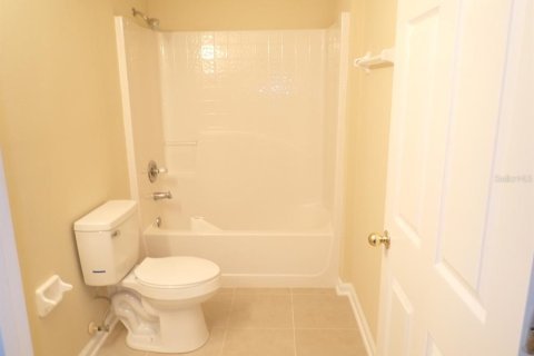 House in Palm Coast, Florida 3 bedrooms, 149.67 sq.m. № 1788298 - photo 12