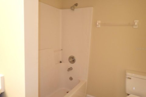 House in Palm Coast, Florida 3 bedrooms, 149.67 sq.m. № 1788298 - photo 10