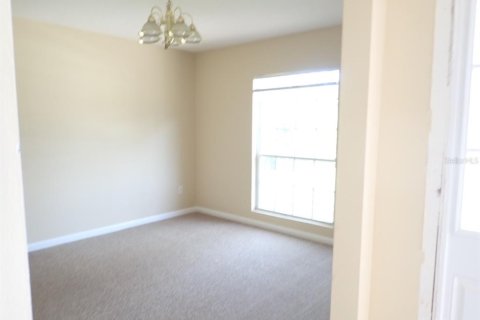 House in Palm Coast, Florida 3 bedrooms, 149.67 sq.m. № 1788298 - photo 3