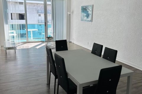 Condo in Hollywood, Florida, 1 bedroom  № 1863833 - photo 5