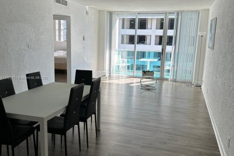 Condo in Hollywood, Florida, 1 bedroom  № 1863833 - photo 6
