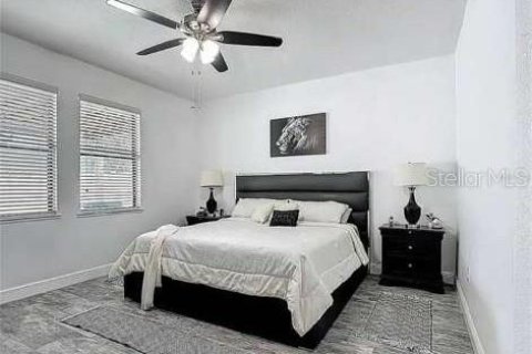 House in Kissimmee, Florida 5 bedrooms, 209.22 sq.m. № 2267064 - photo 8